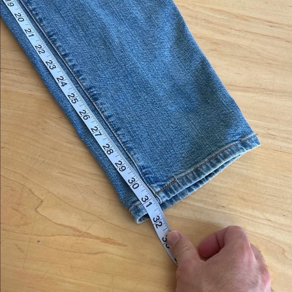 Levi's women’s 550 Bootcut Blue Jeans size 8 - Picture 10 of 10